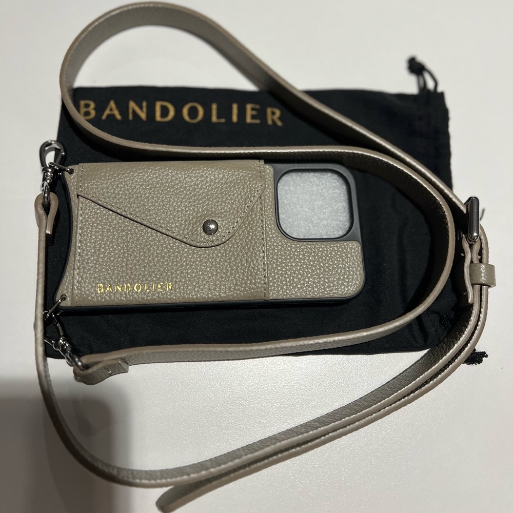 Bandolier Hailey Side Slot IPhone 13pro case and strap in Greige/Silver